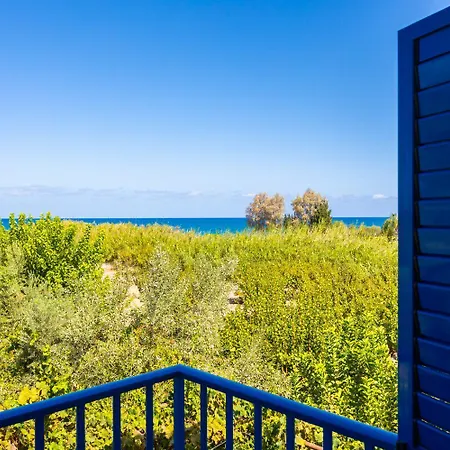 Rotiana Villa *