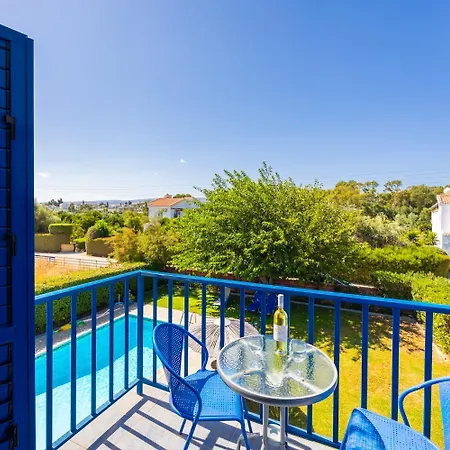 Rotiana 别墅 Polis