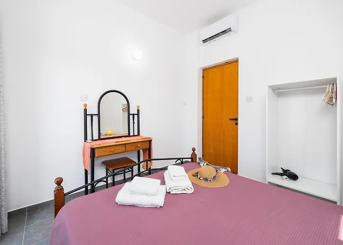 Rotiana ヴィラ Polis