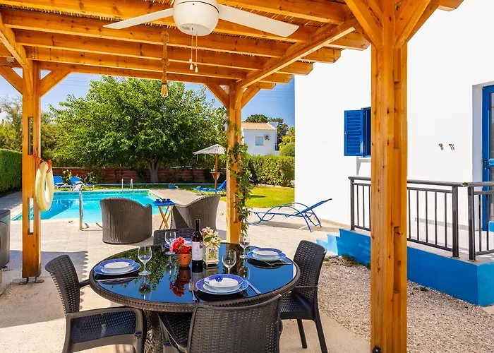 Rotiana ヴィラ Polis